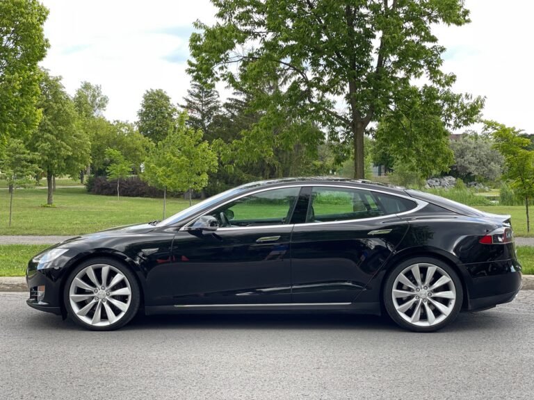 Used Tesla 2015 Model S 70D
